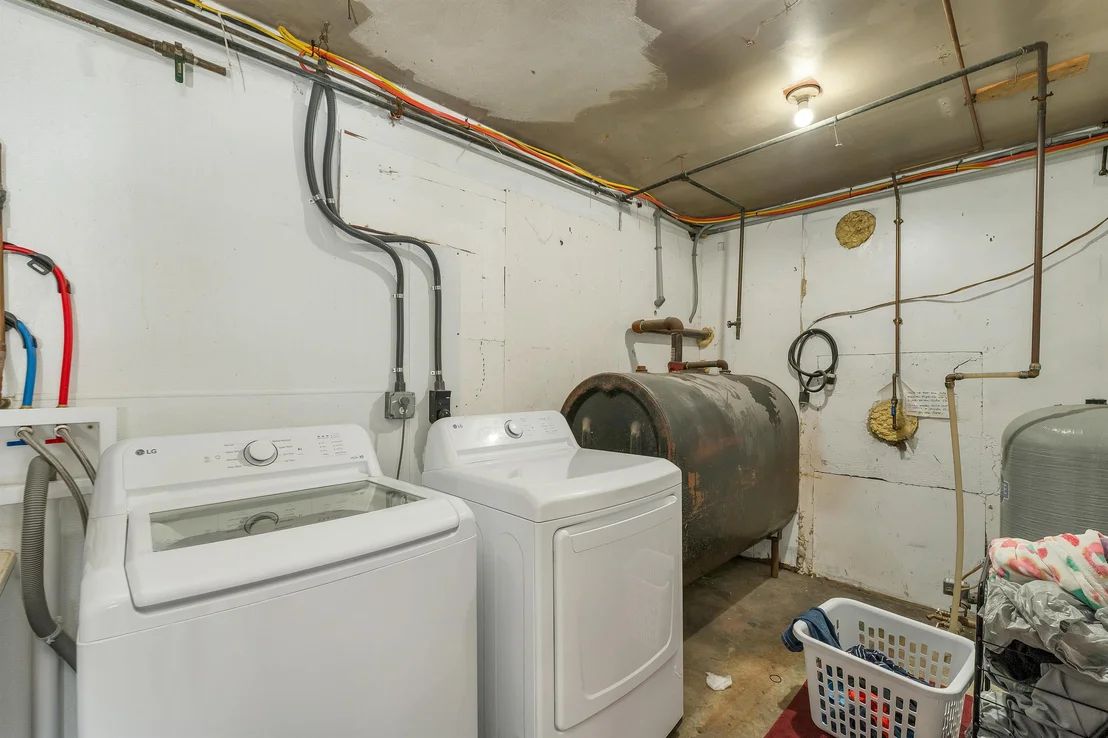 Photo of 78 Warner Hill