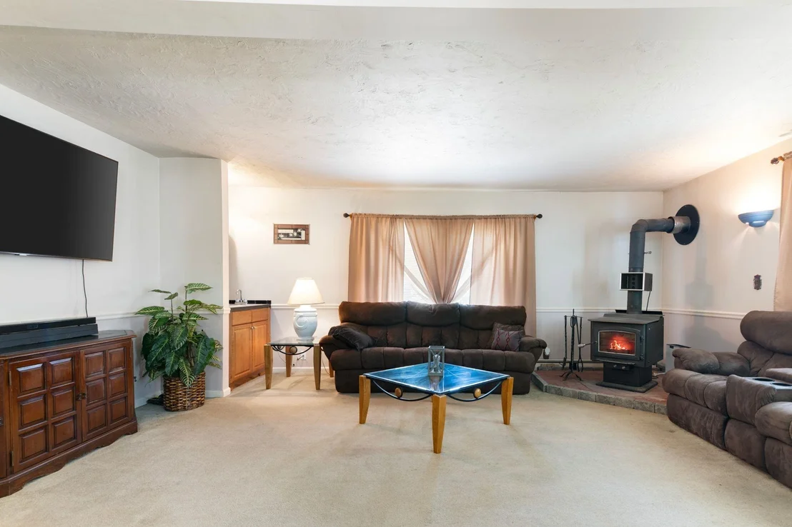 Photo of 13 Brookside