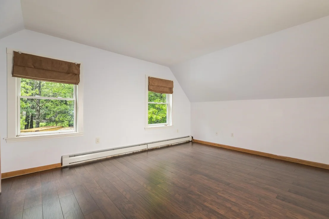 Photo of 19 Glen Hill