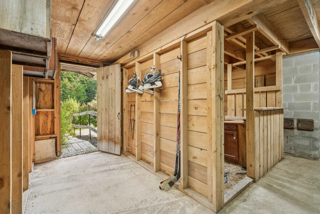 Photo of 2230 Quimby Mountain