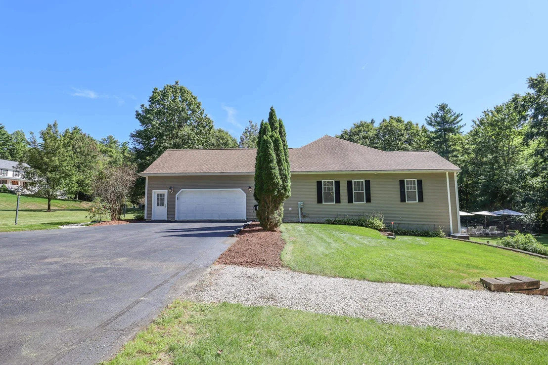 Photo of 21 Barberry