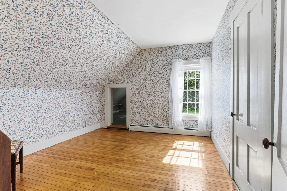 Photo of 567 Main