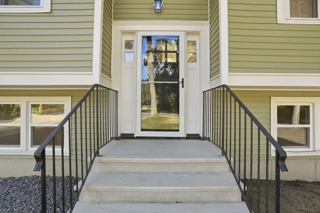 Photo of 129 Hobbs