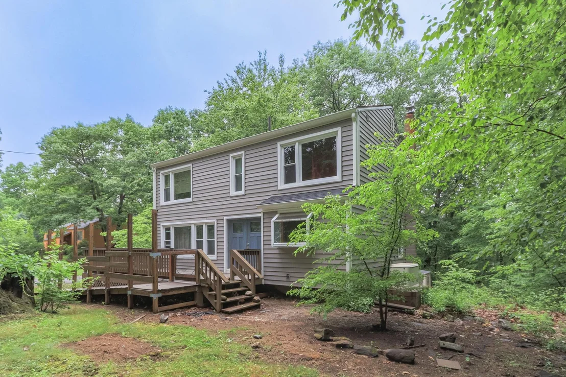Photo of 20 Redfield
