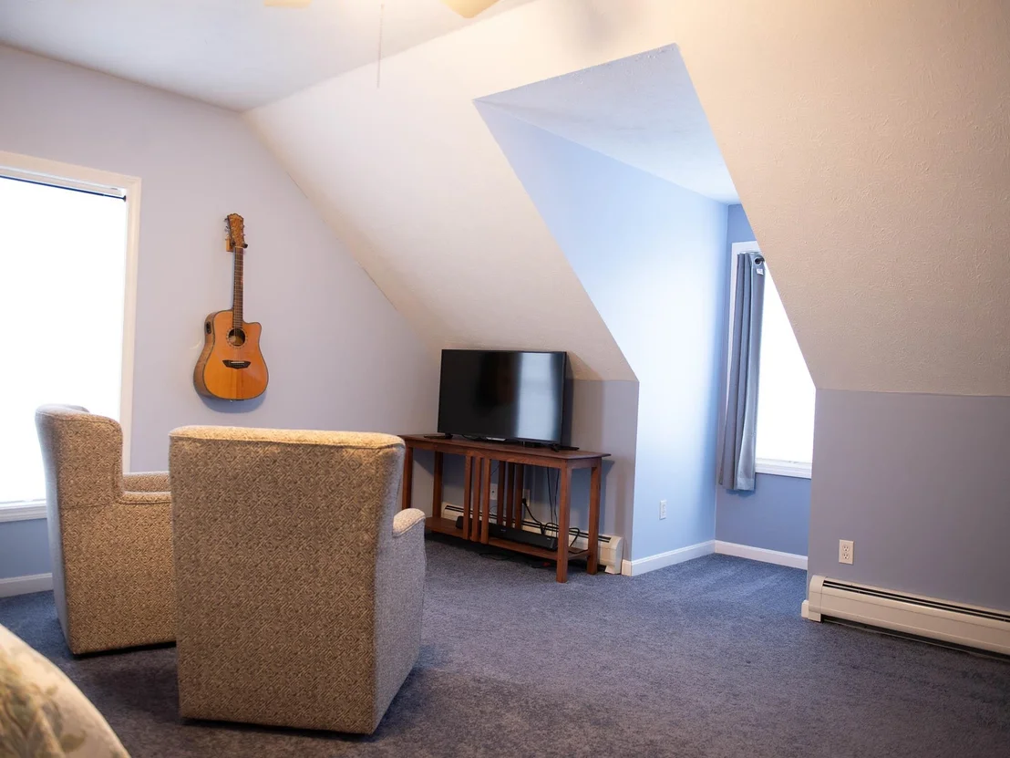 Photo of 28 Fieldstone