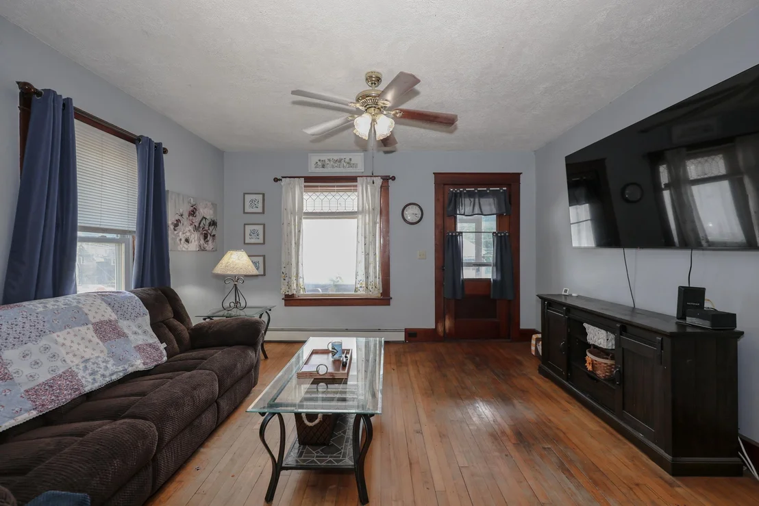 Photo of 80 Baldwin