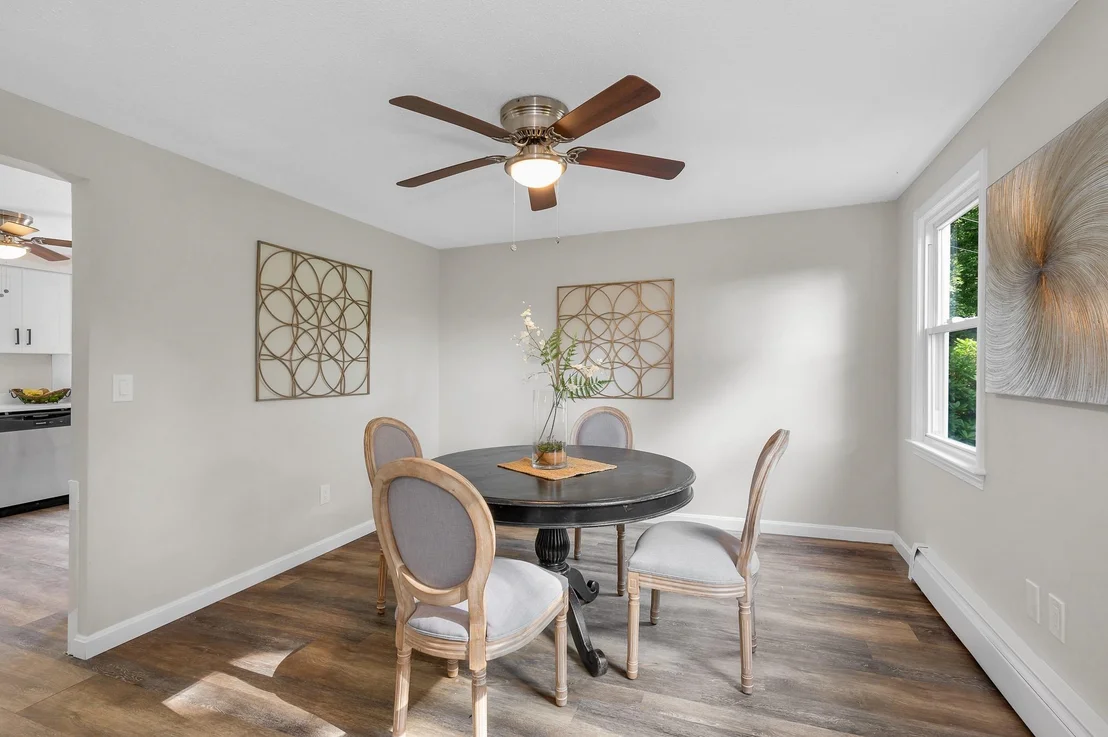 Photo of 172 Warner Hill