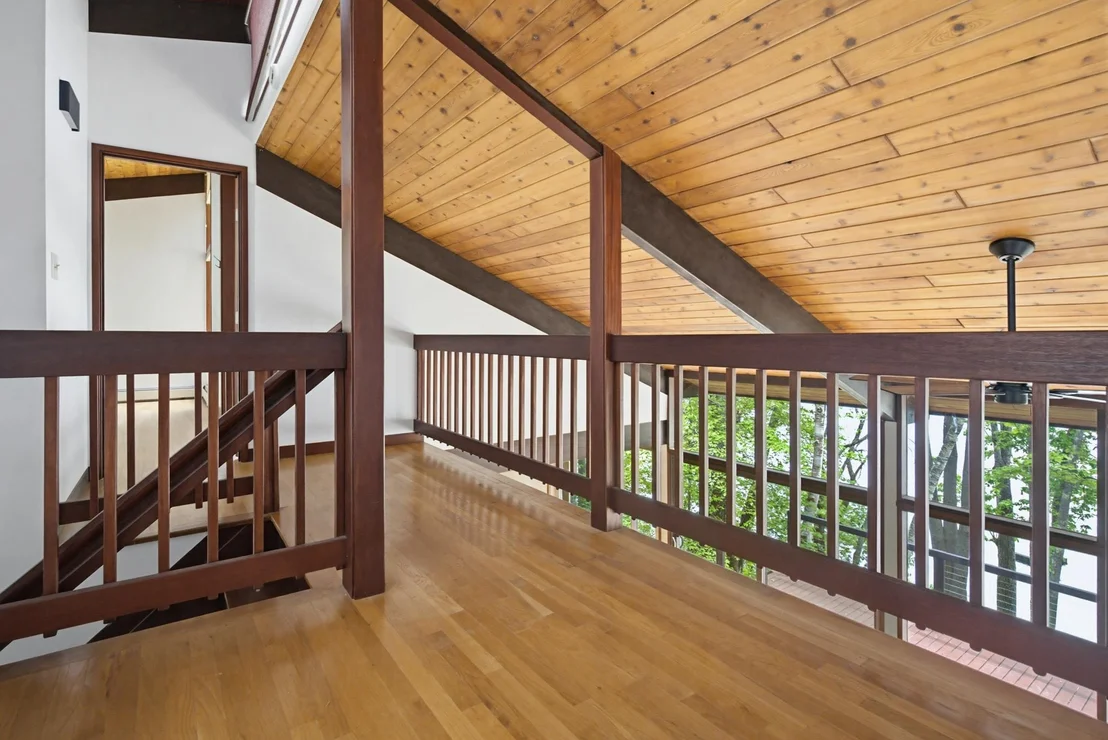 Photo of 18 Treehouse