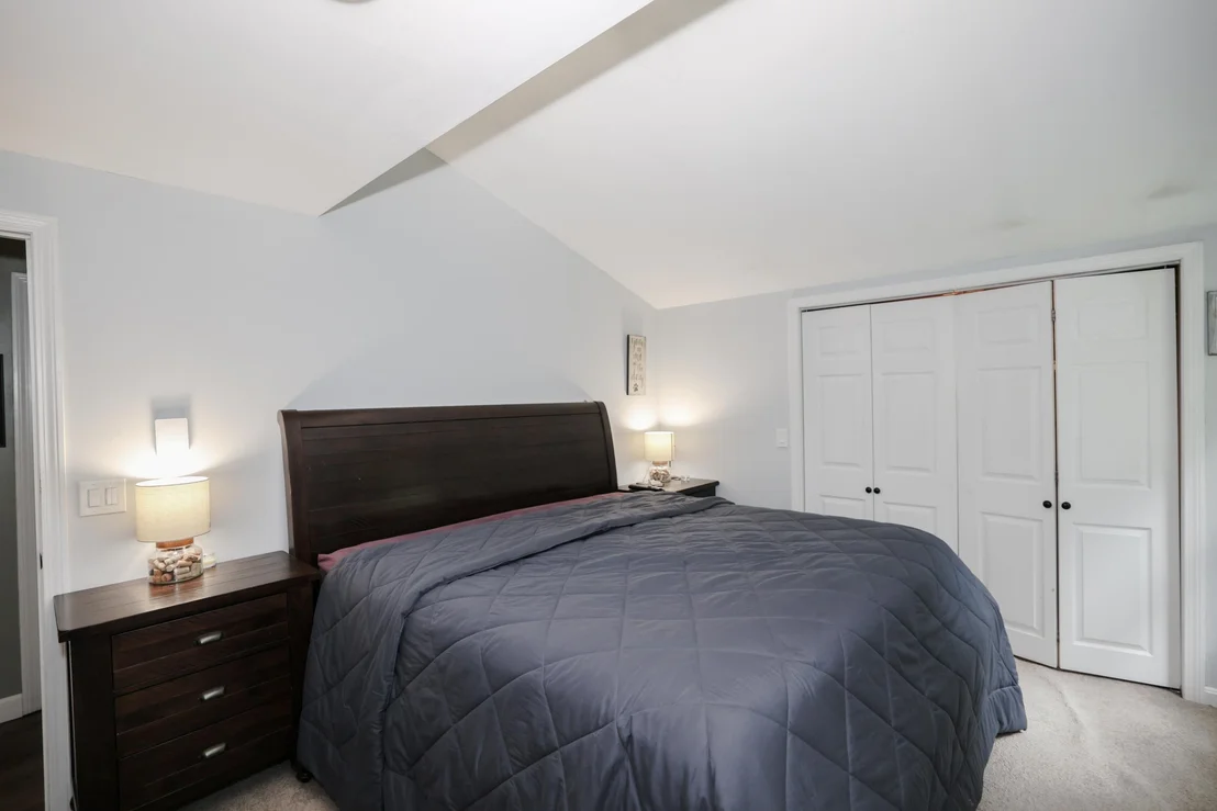 Photo of 599 Tolend