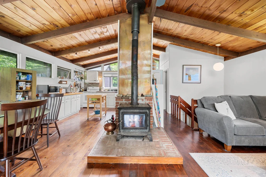 Photo of 155 Thacher
