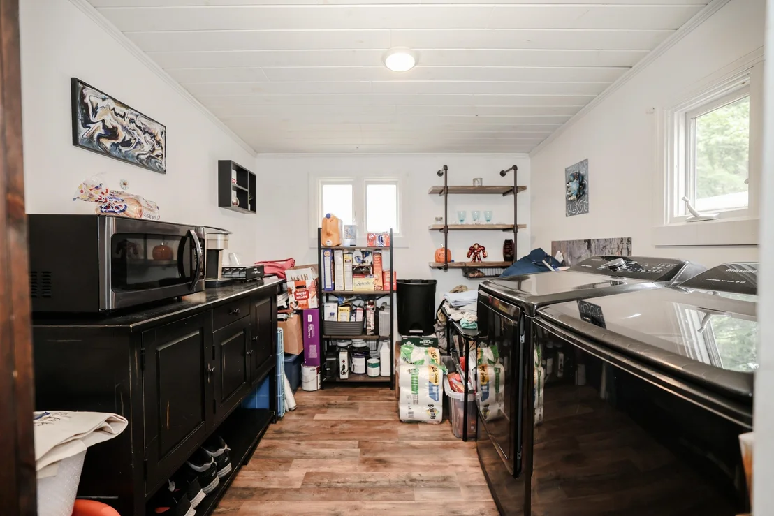 Photo of 42 Sarette