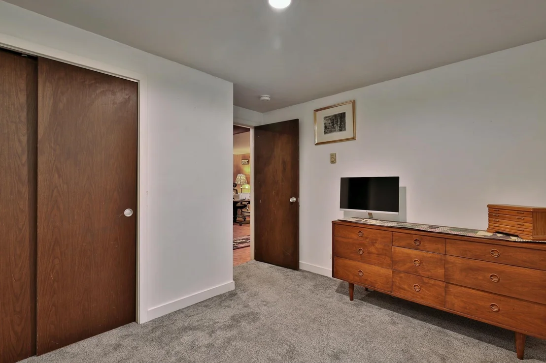 Photo of 30 Ridge