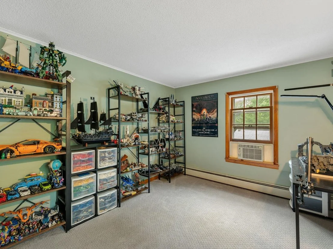 Photo of 1128 Hardscrabble