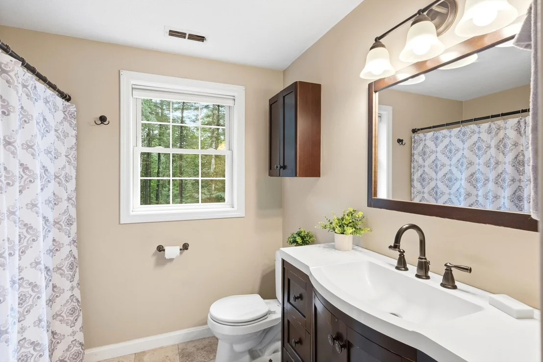 Photo of 1 Cricket Hill