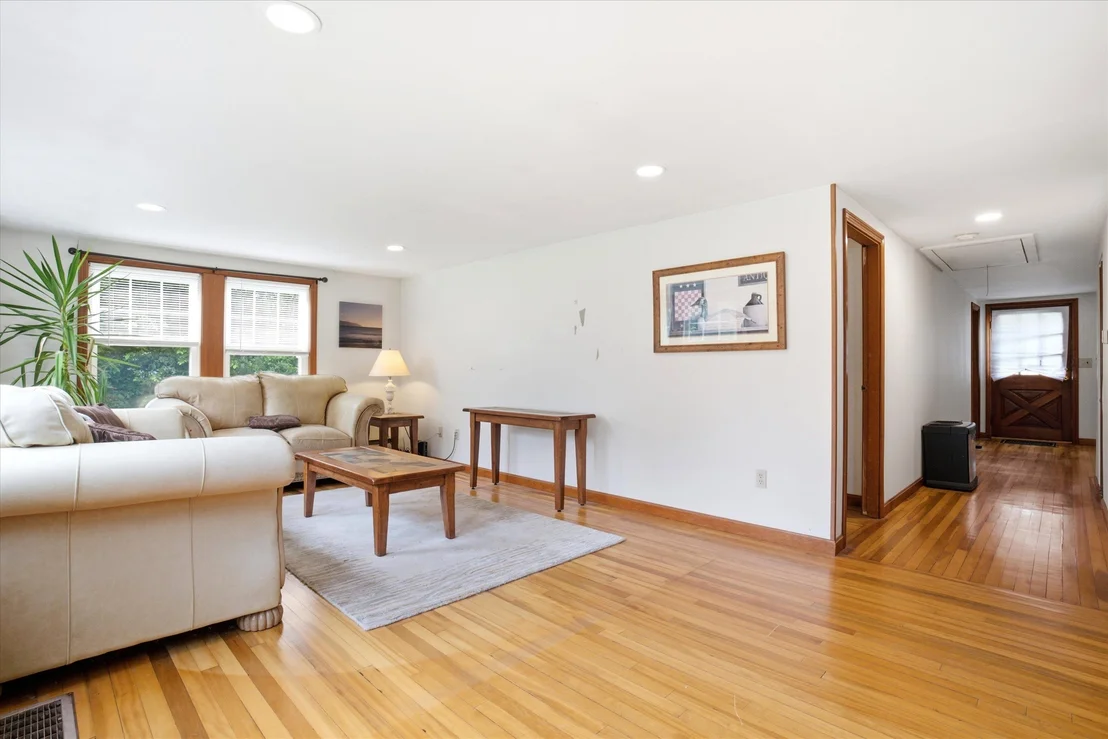 Photo of 308 Squantum