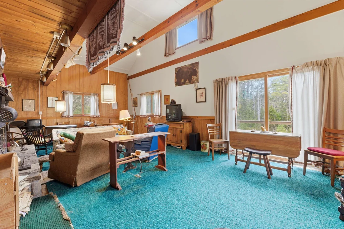 Photo of 2936 Hapgood Pond