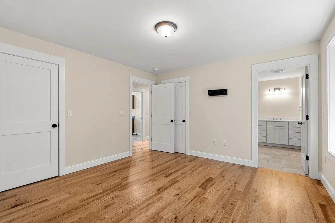 Photo of 15 Bartlett