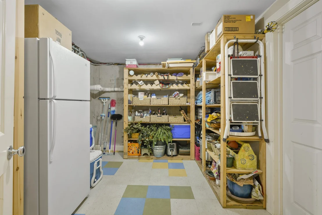 Photo of 221 Piscassic
