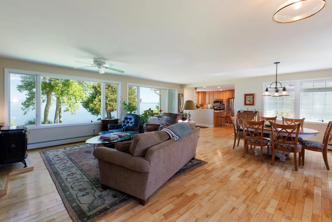Photo of 107 Mountain View