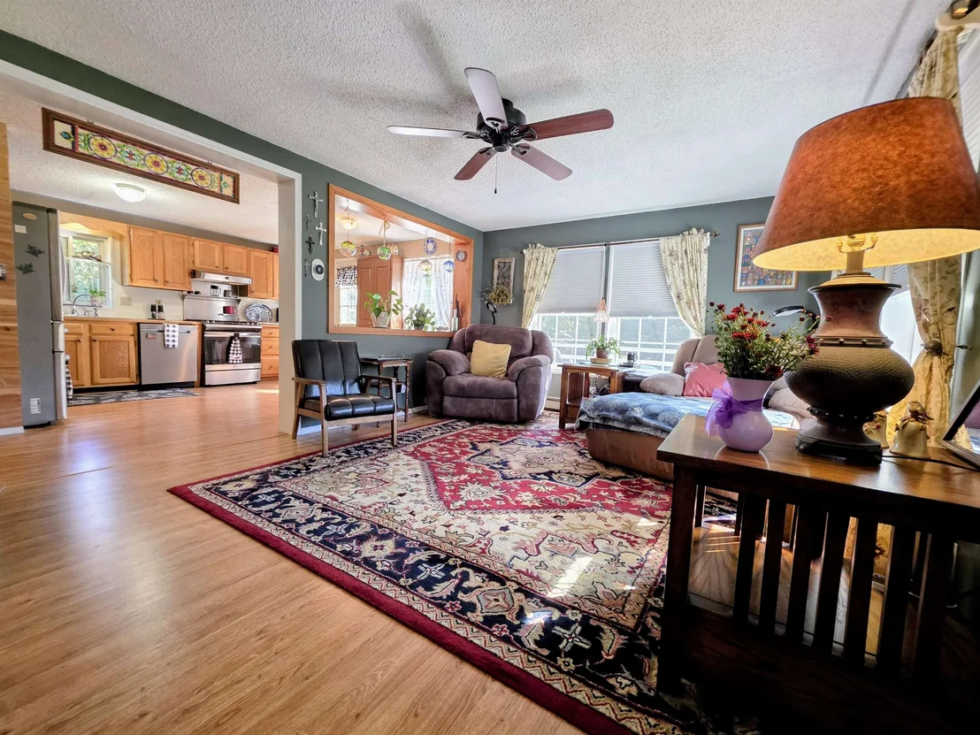 Photo of 255 Gray