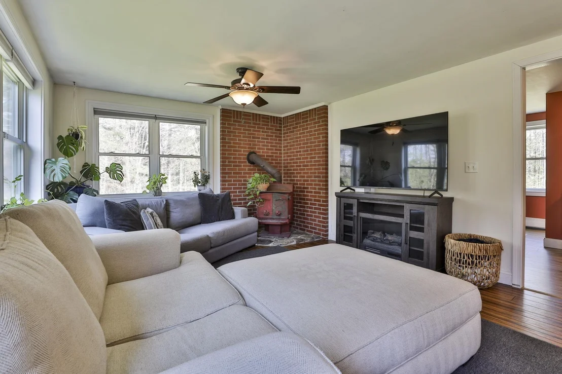 Photo of 481 Lower Jaffrey