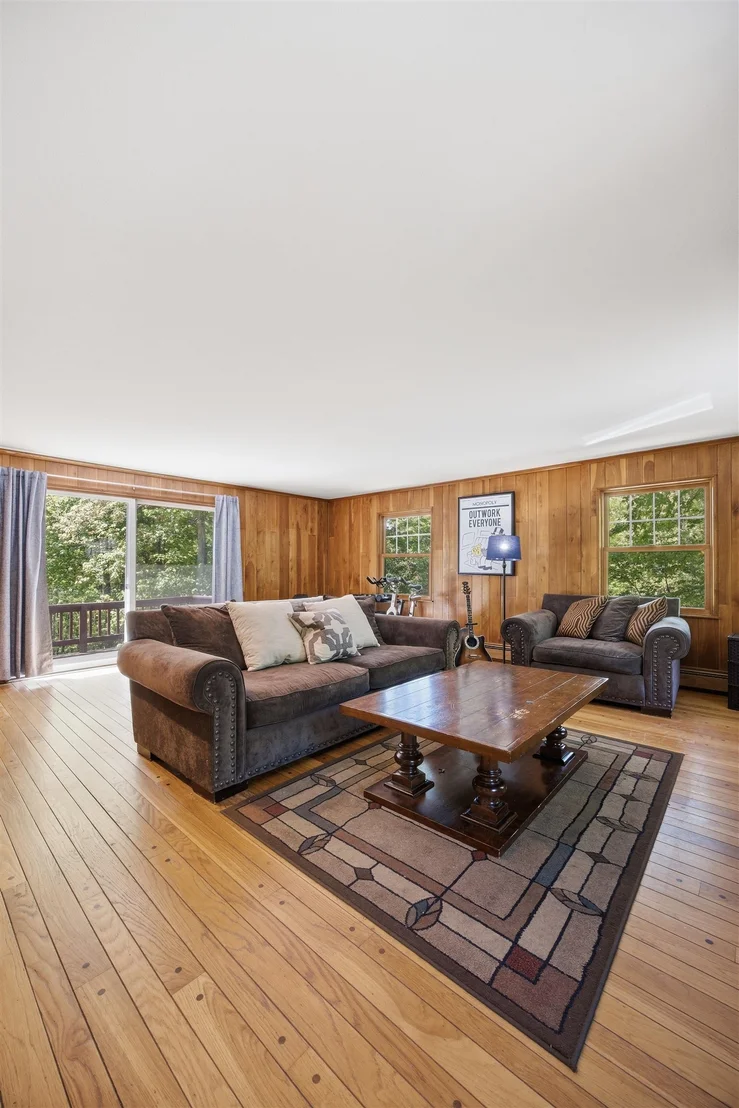 Photo of 5 Pinecrest