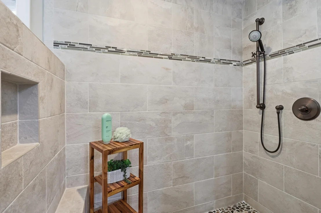 Photo of 28 Lamplighter