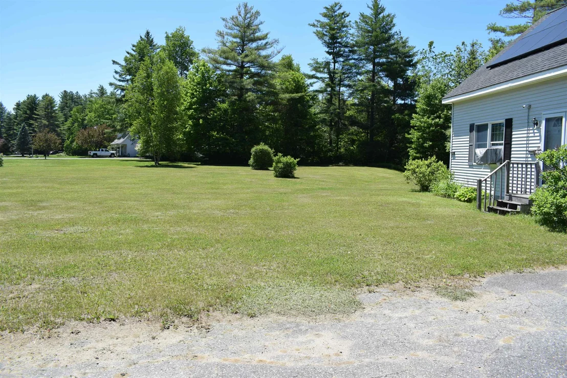 Photo of 14 Cloutier