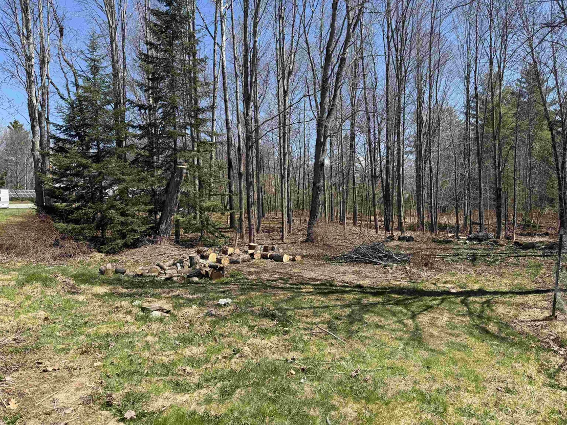 Photo of 147 South Lunenburg