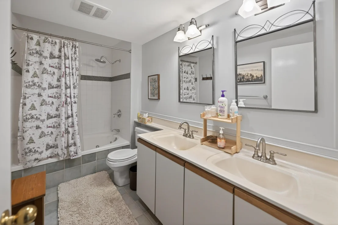 Photo of Unit 2 at 2C Townhouse