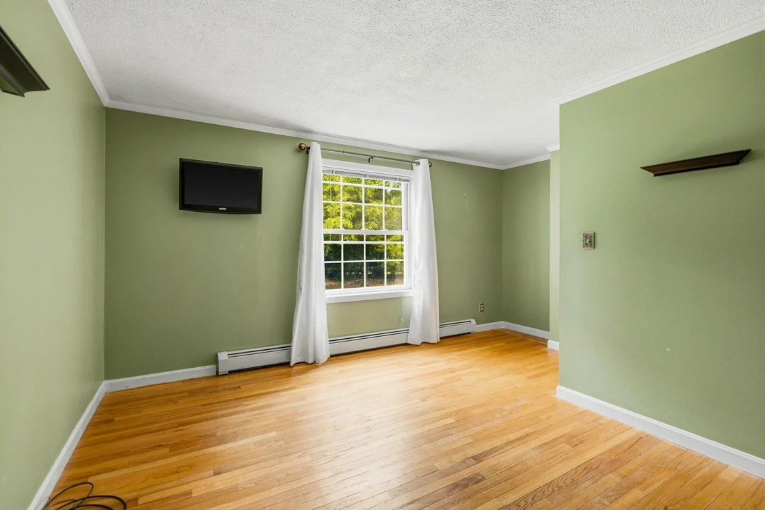 Photo of 8 Brookhaven