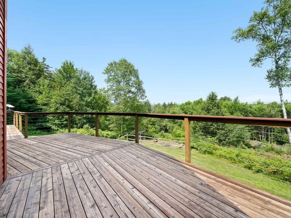 Photo of 210 Rowell Hill