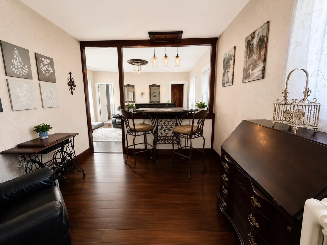 Photo of 355 Willard