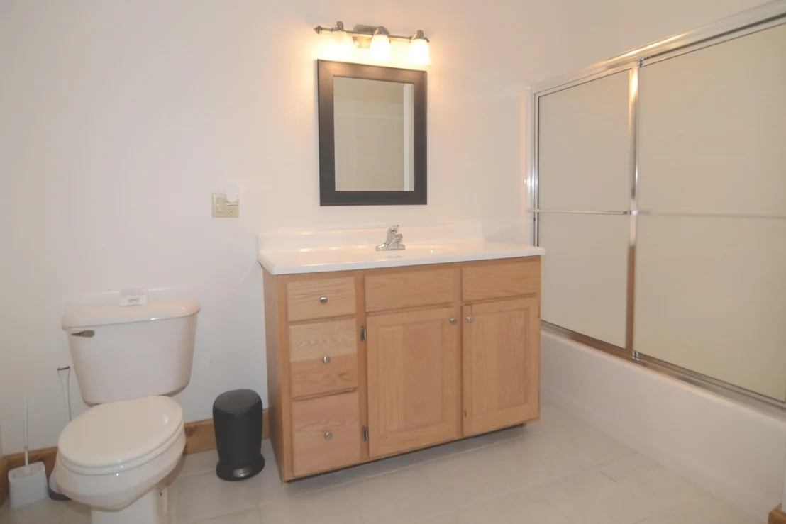 Photo of 734 Herrick