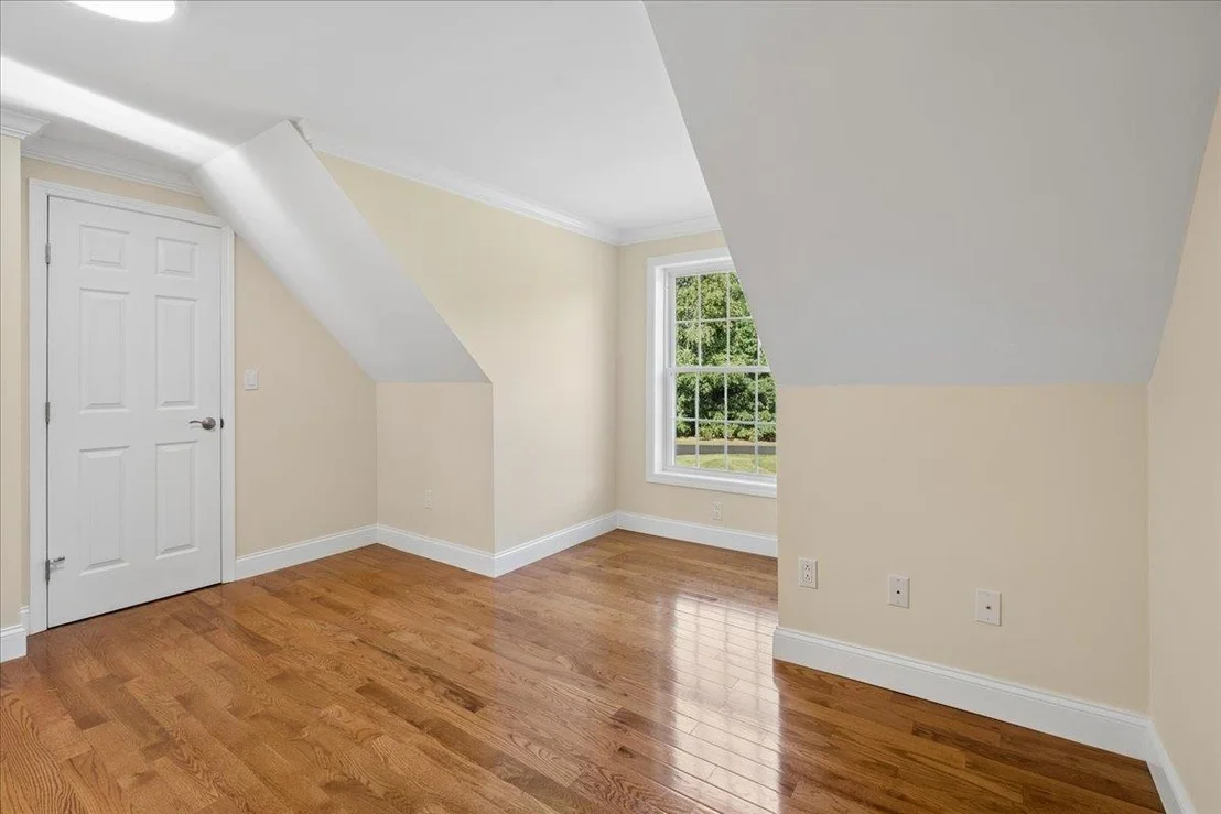 Photo of 32 Thornton Ferry Road II