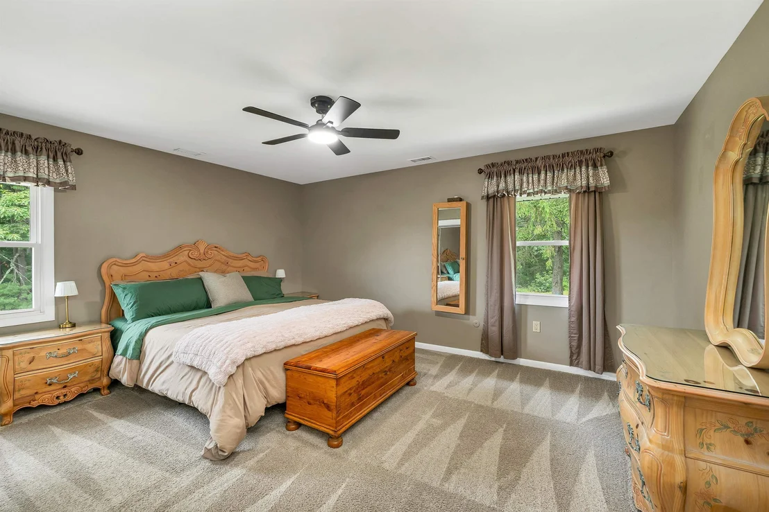 Photo of 78 Warner Hill