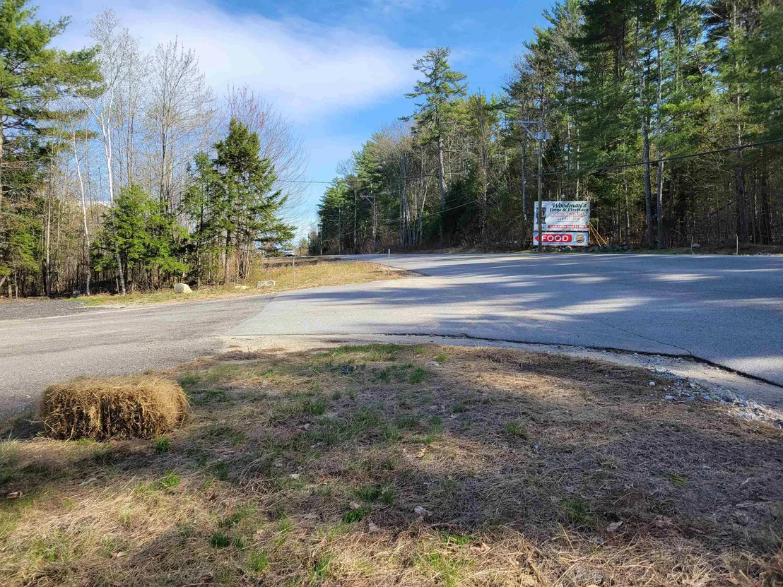 Photo of 1060 Route 16