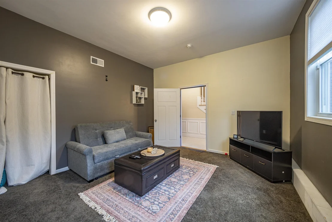 Photo of 23 Valleyview