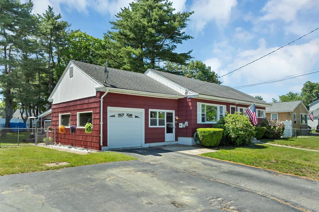 Photo of 21 Acton