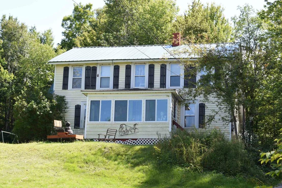 Photo of 765 Lancaster