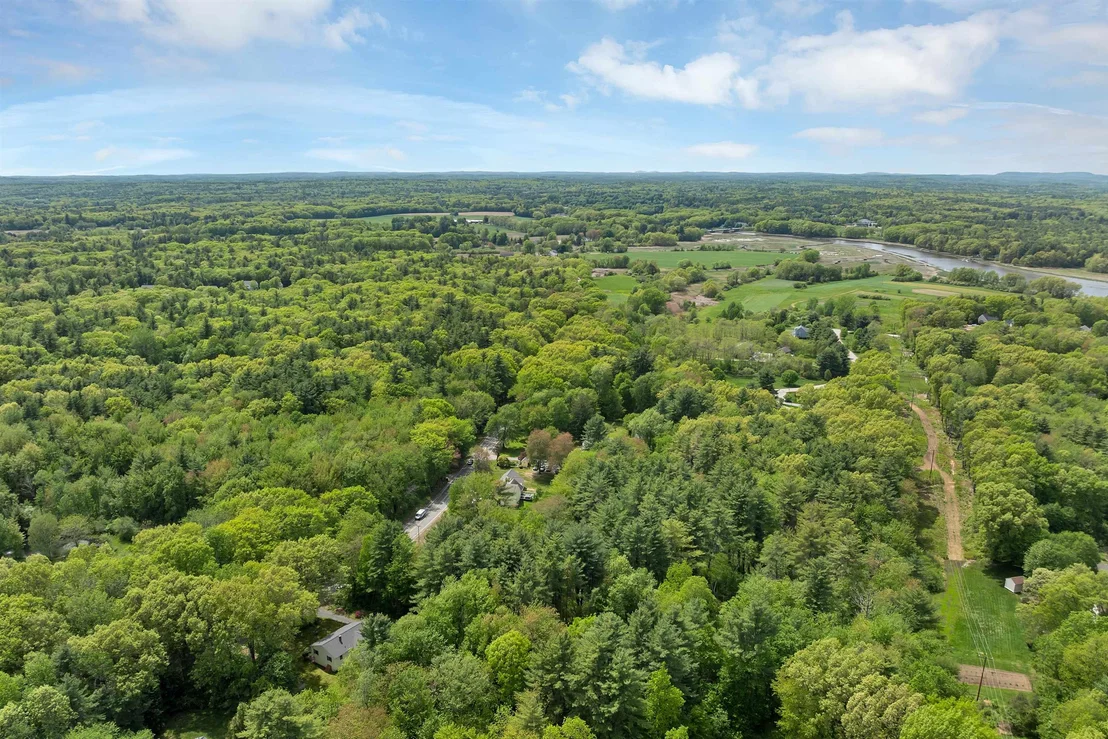 Photo of 14 Squamscott