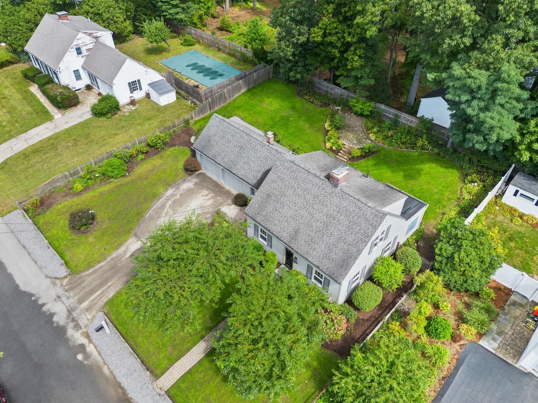 Photo of 9 Hillside