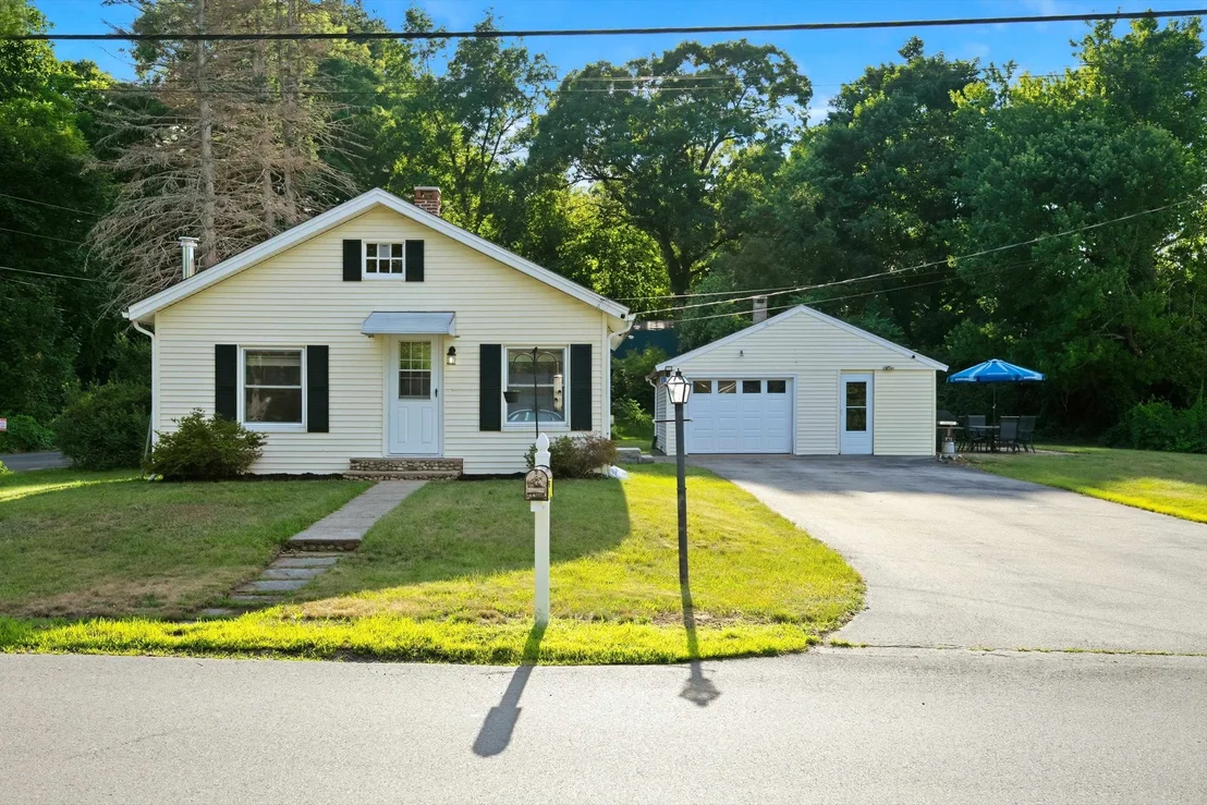 Photo of 31 Hillside