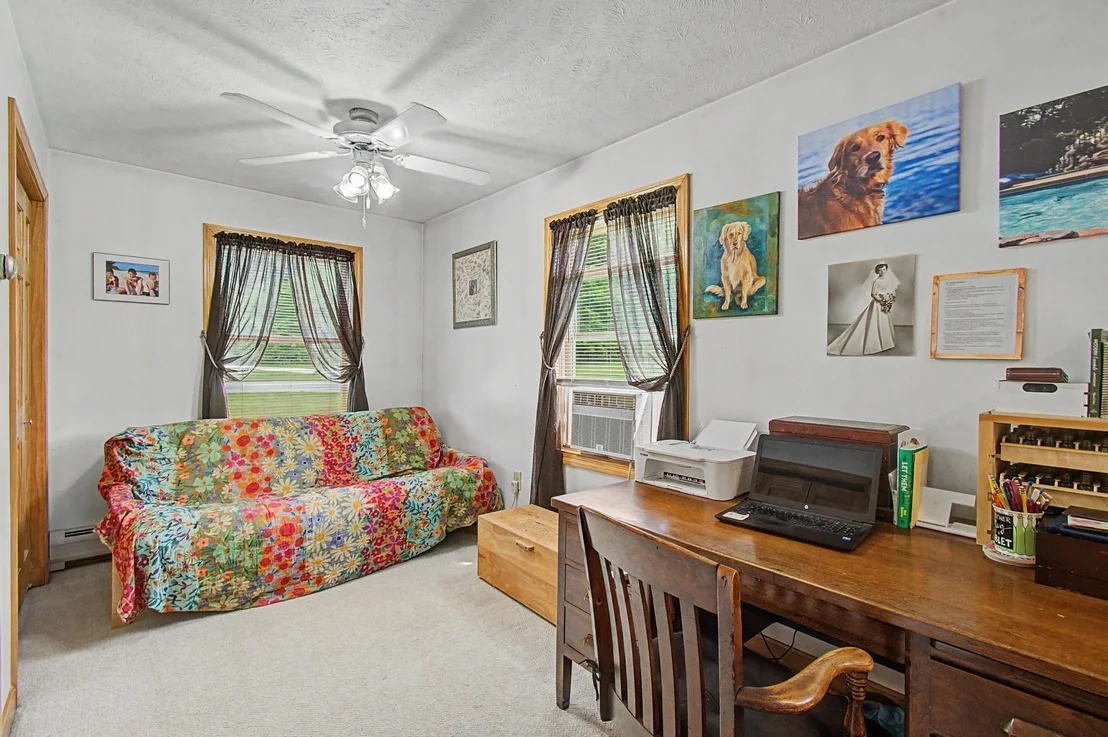 Photo of 2446 Carter Hill