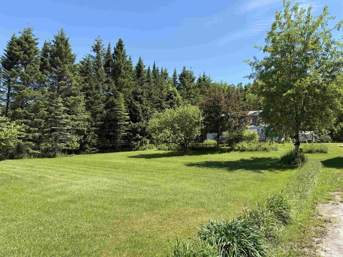 Photo of 150 Willoughby Lake