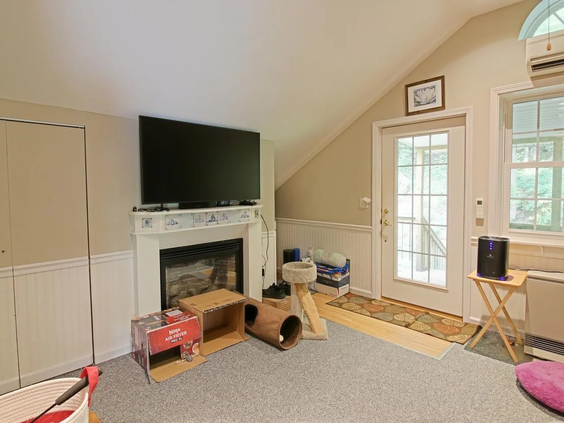 Photo of 383 St. Albans