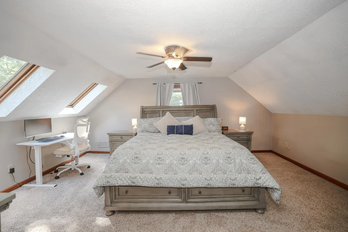 Photo of 285 Colby