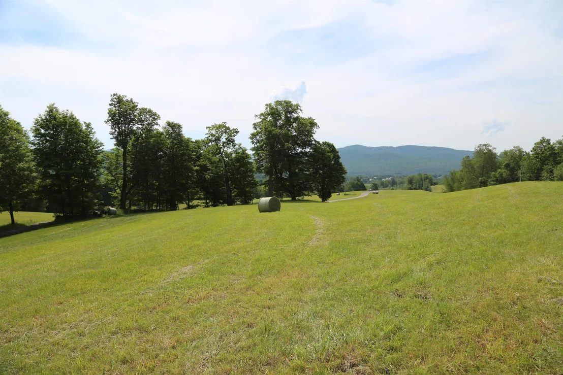 Photo of 487 VT Route 15