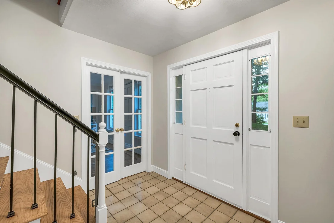 Photo of 9 Meadowview