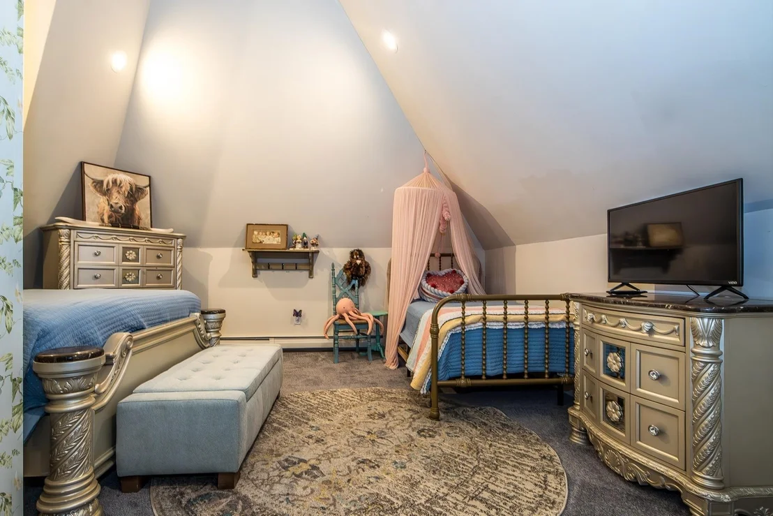 Photo of 364 Cedar Mountain